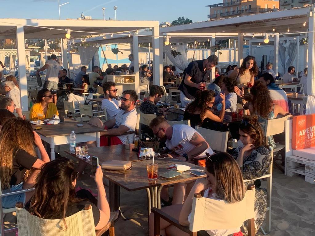 Hotel Morri'S Rimini Exteriér fotografie